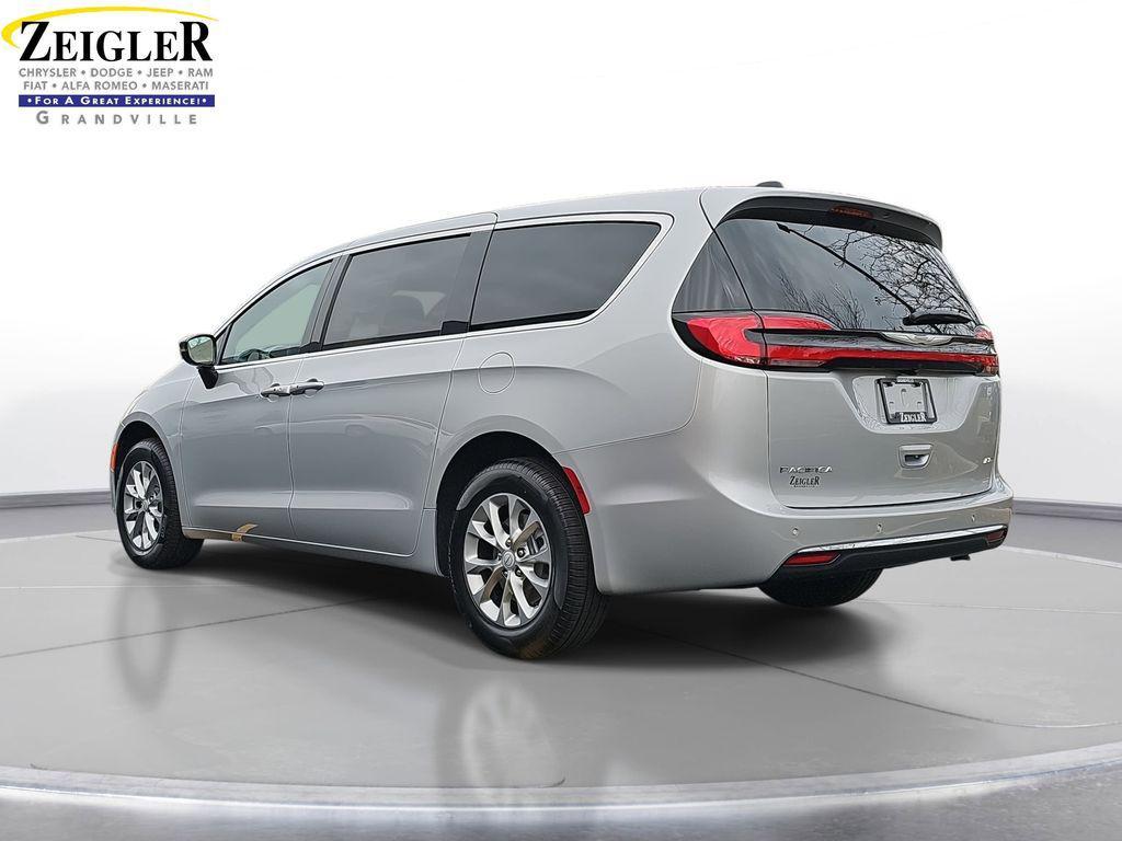 new 2026 Chrysler Pacifica car, priced at $42,826