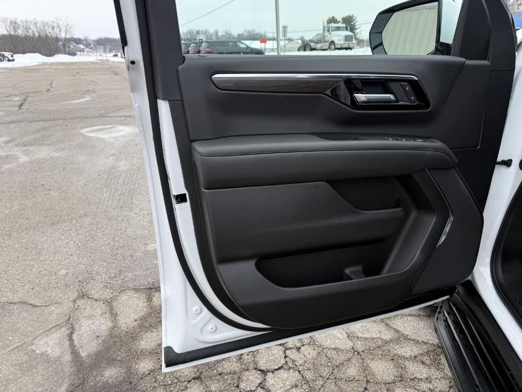 new 2025 Chevrolet Tahoe car, priced at $57,907