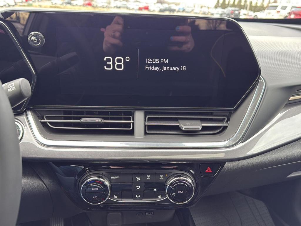 new 2026 Chevrolet Trax car, priced at $29,320