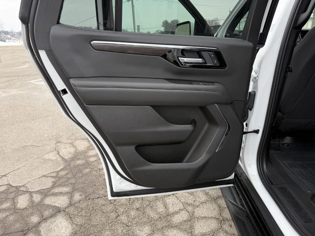 new 2025 Chevrolet Tahoe car, priced at $57,907