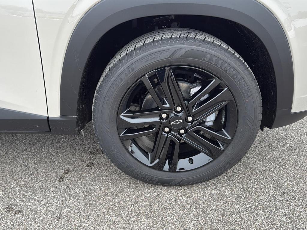 new 2026 Chevrolet Trax car, priced at $29,320