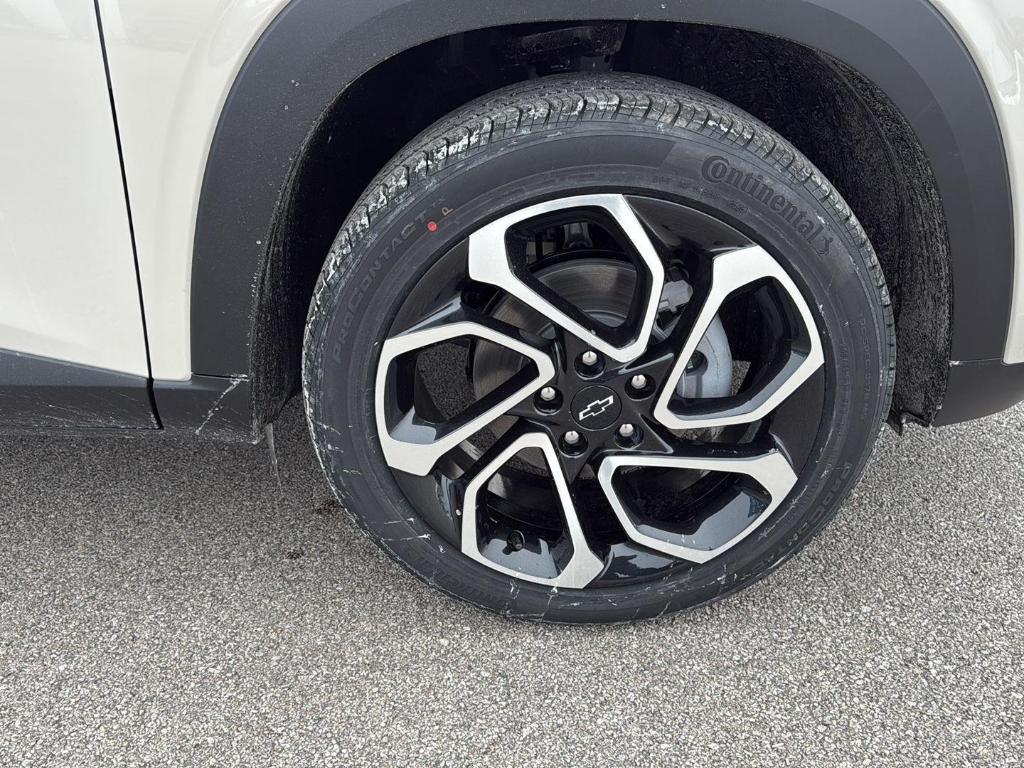 new 2026 Chevrolet Trax car, priced at $28,395