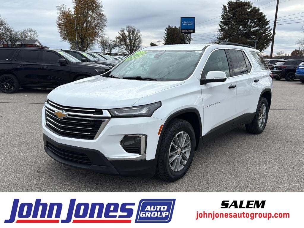 used 2023 Chevrolet Traverse car, priced at $27,445