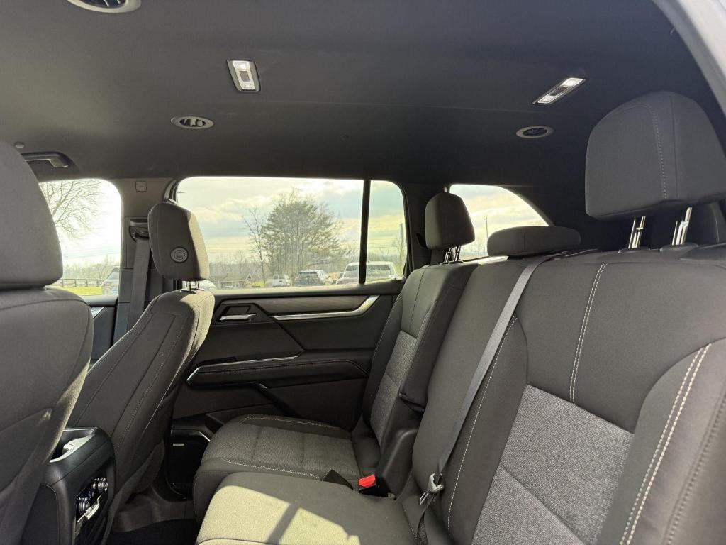 used 2025 GMC Acadia car, priced at $35,995