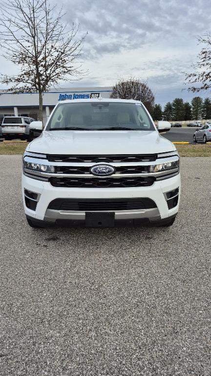 used 2024 Ford Expedition car, priced at $43,995
