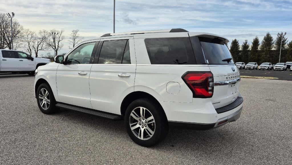used 2024 Ford Expedition car, priced at $43,995