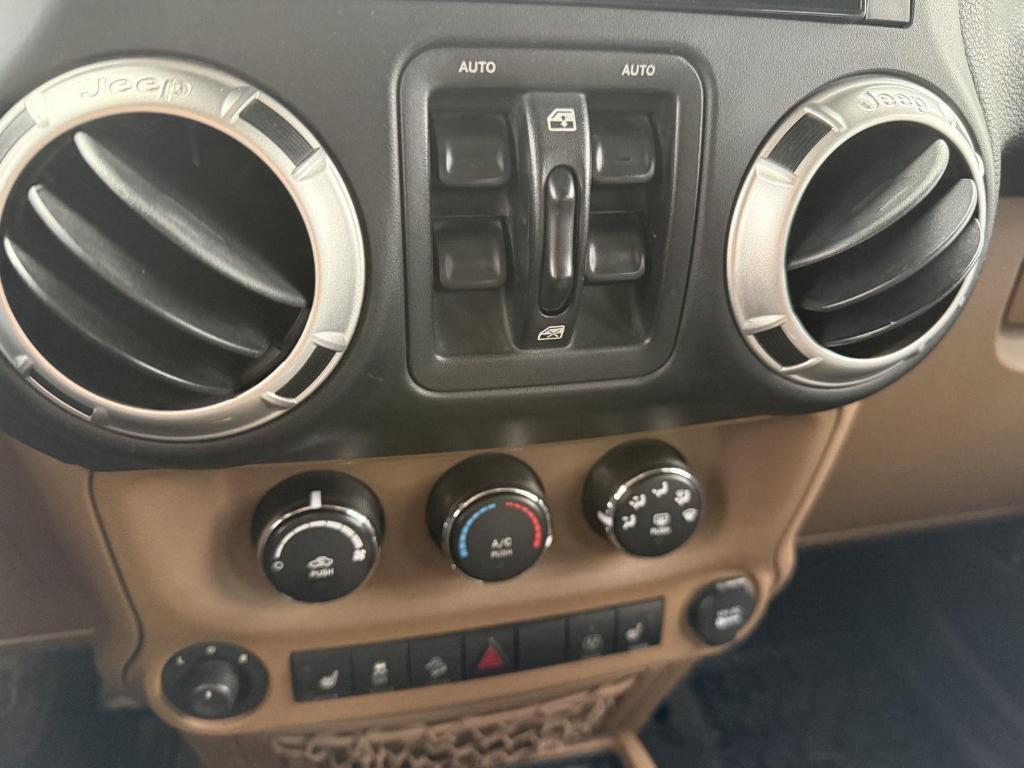 used 2015 Jeep Wrangler Unlimited car, priced at $17,995