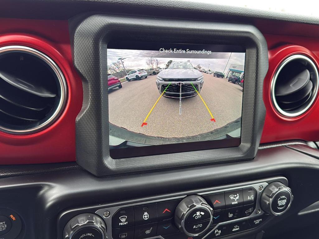 used 2021 Jeep Wrangler Unlimited car, priced at $33,345