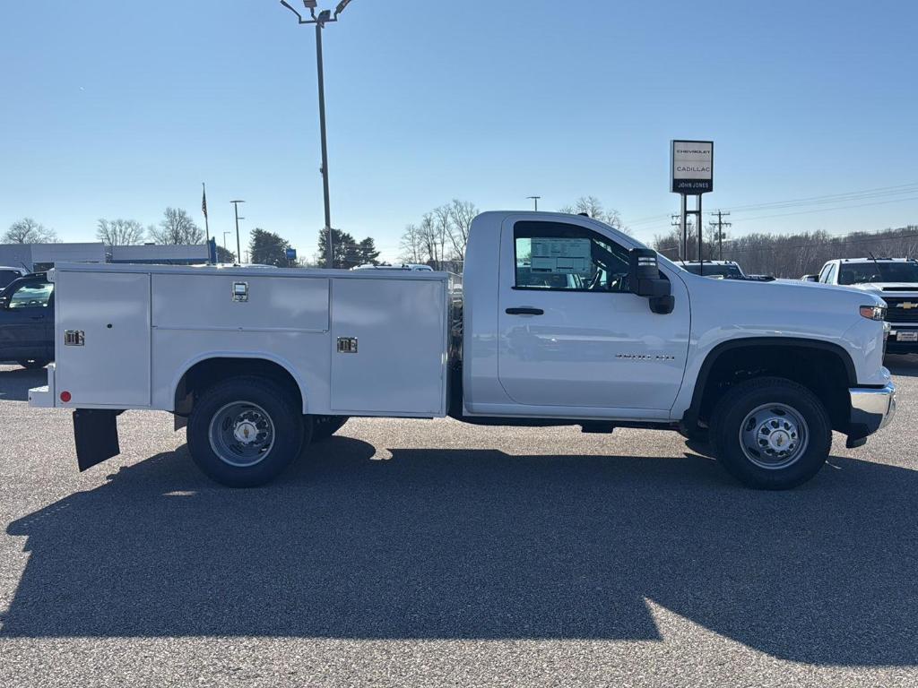 new 2026 Chevrolet Silverado 3500 car, priced at $68,042