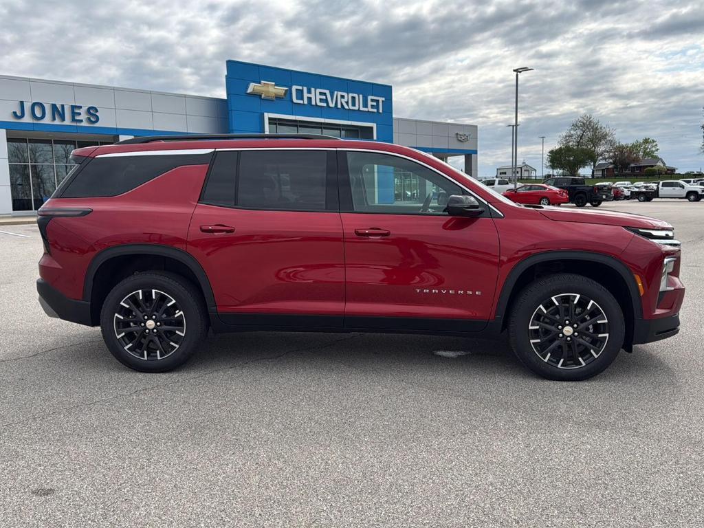 new 2026 Chevrolet Traverse car, priced at $49,115