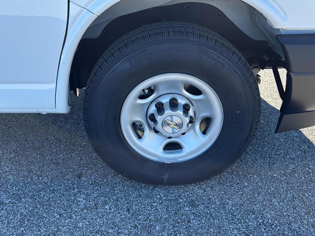 new 2025 Chevrolet Express 2500 car, priced at $44,526