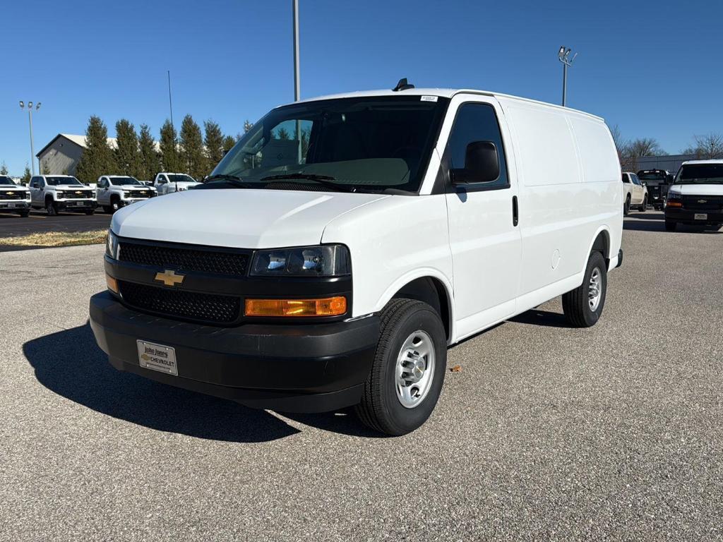 new 2025 Chevrolet Express 2500 car, priced at $44,526