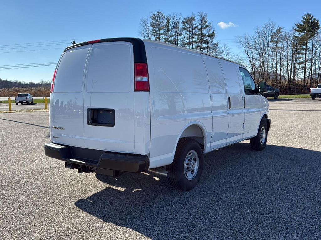 new 2025 Chevrolet Express 2500 car, priced at $44,526