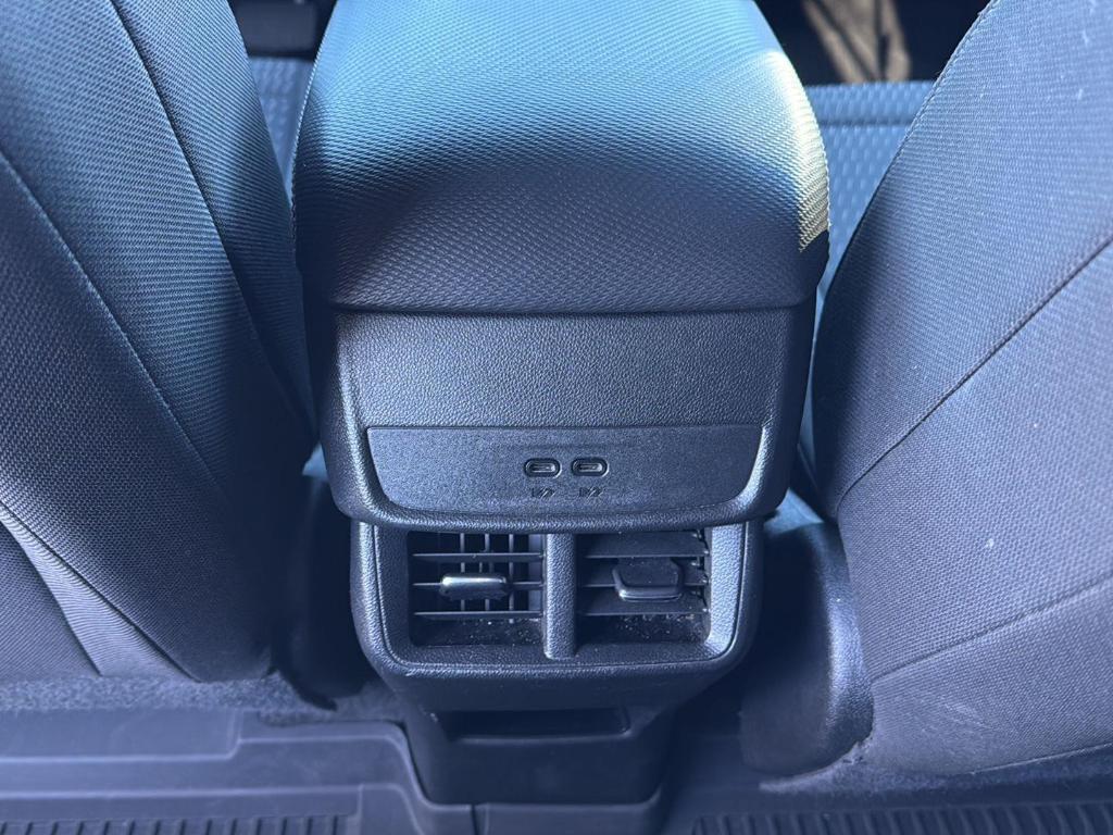 used 2025 Chevrolet Equinox car, priced at $25,000