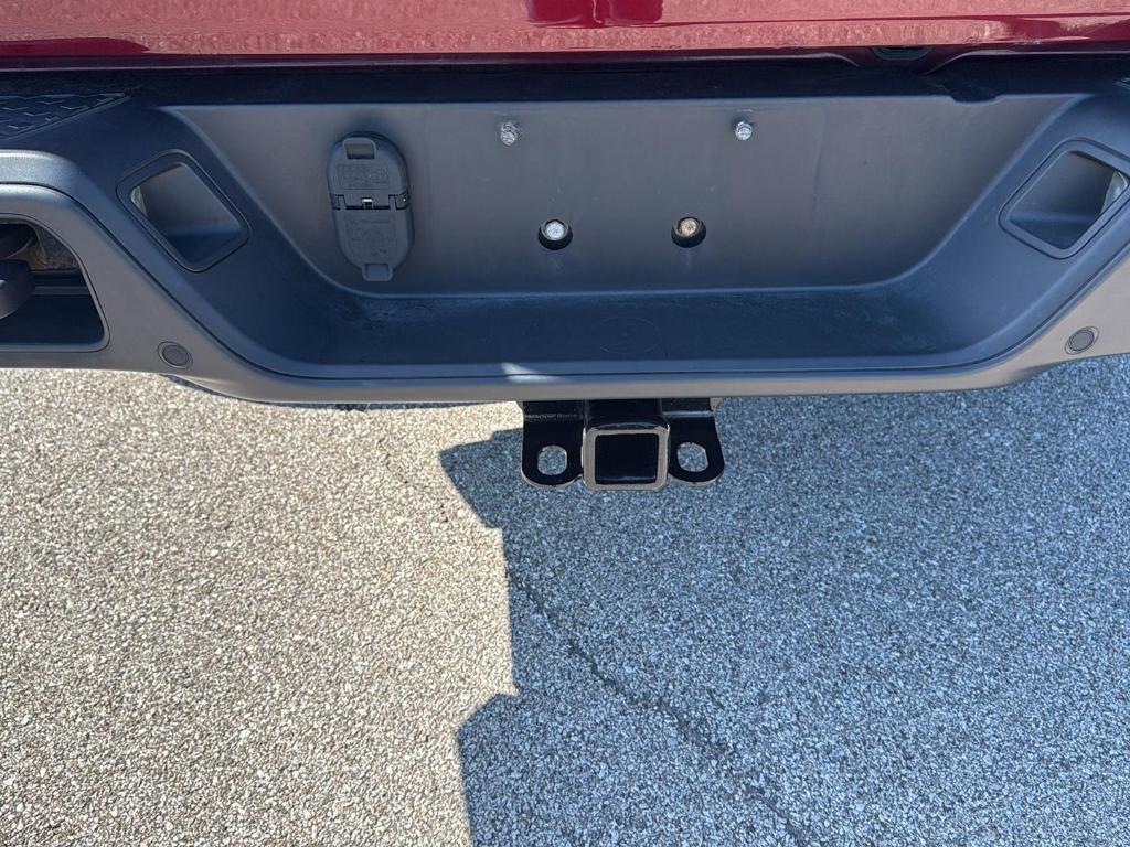 used 2021 Jeep Gladiator car, priced at $23,395