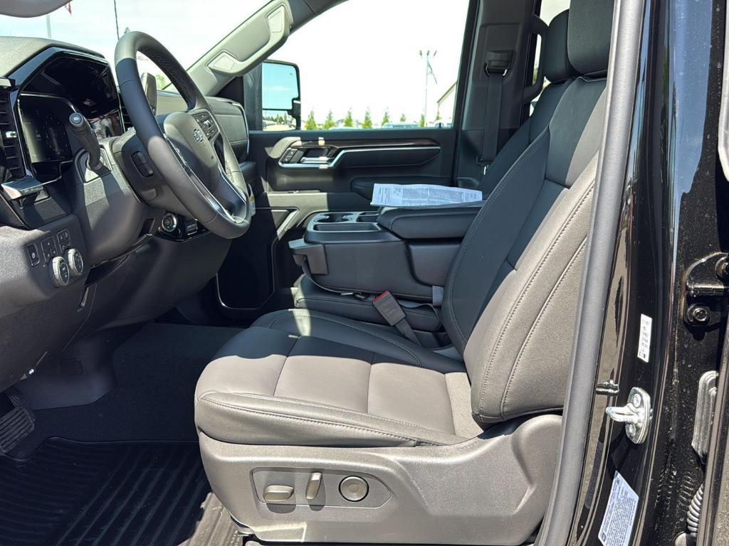 new 2026 Chevrolet Silverado 2500 car, priced at $66,900