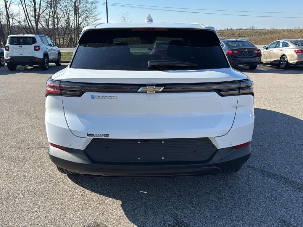 new 2026 Chevrolet Equinox EV car, priced at $32,079