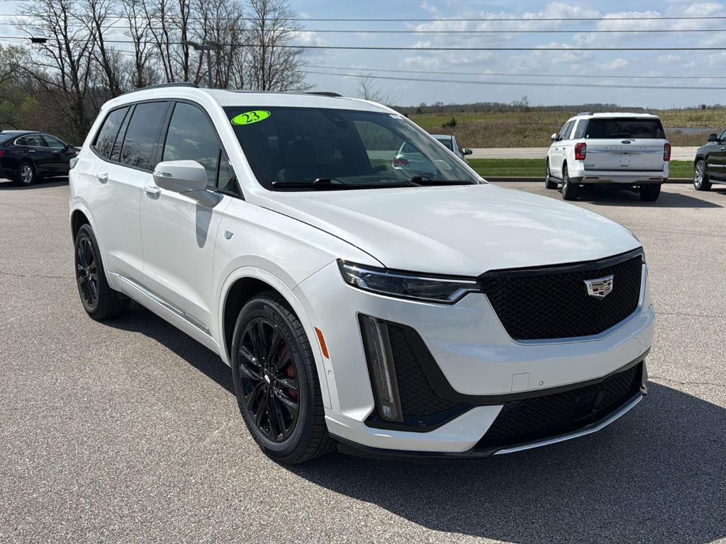 used 2023 Cadillac XT6 car, priced at $40,895