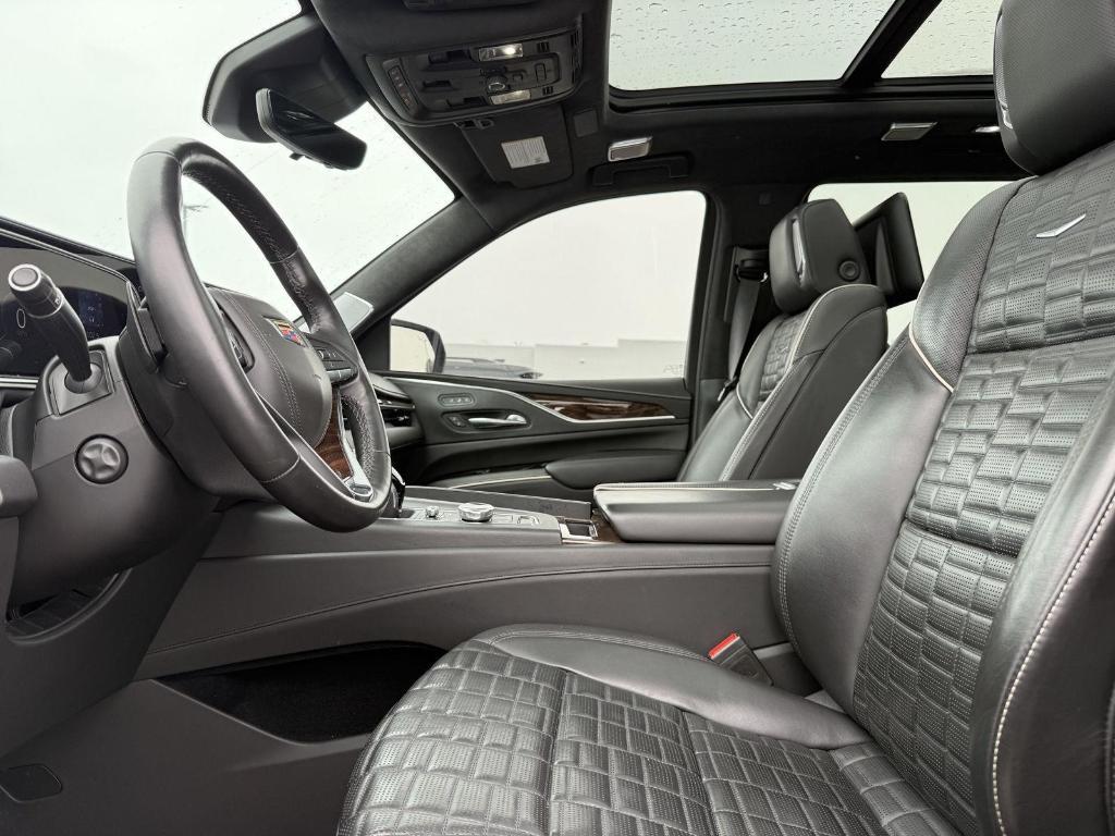 used 2022 Cadillac Escalade car, priced at $66,995