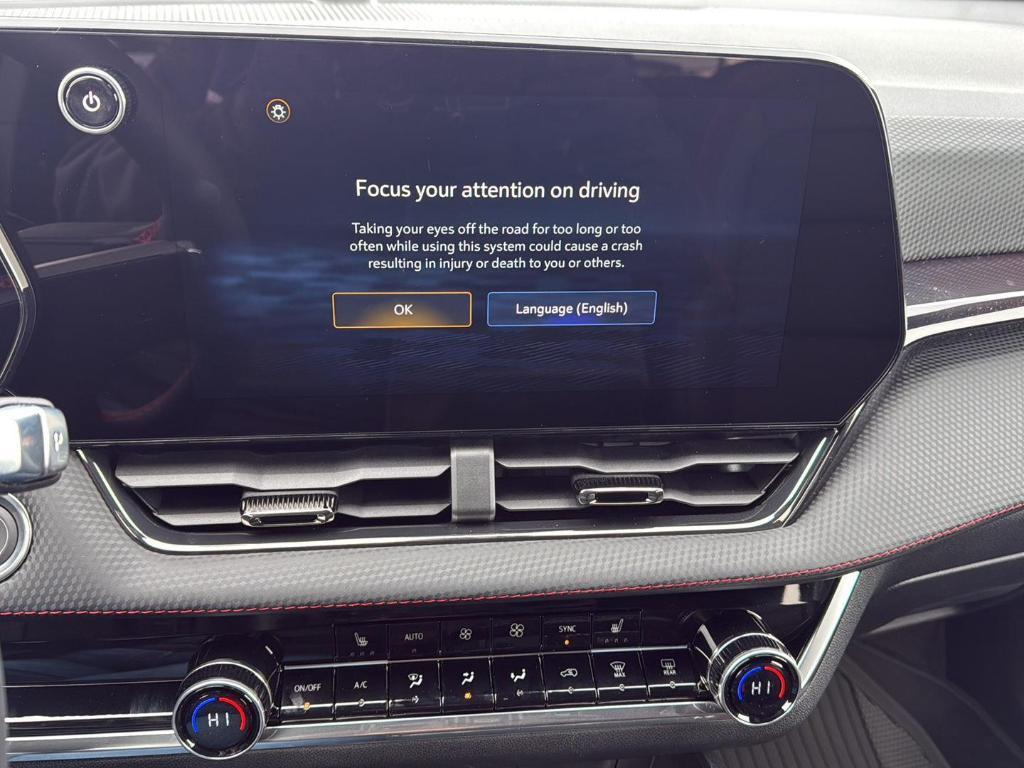 new 2026 Chevrolet Equinox car, priced at $36,205