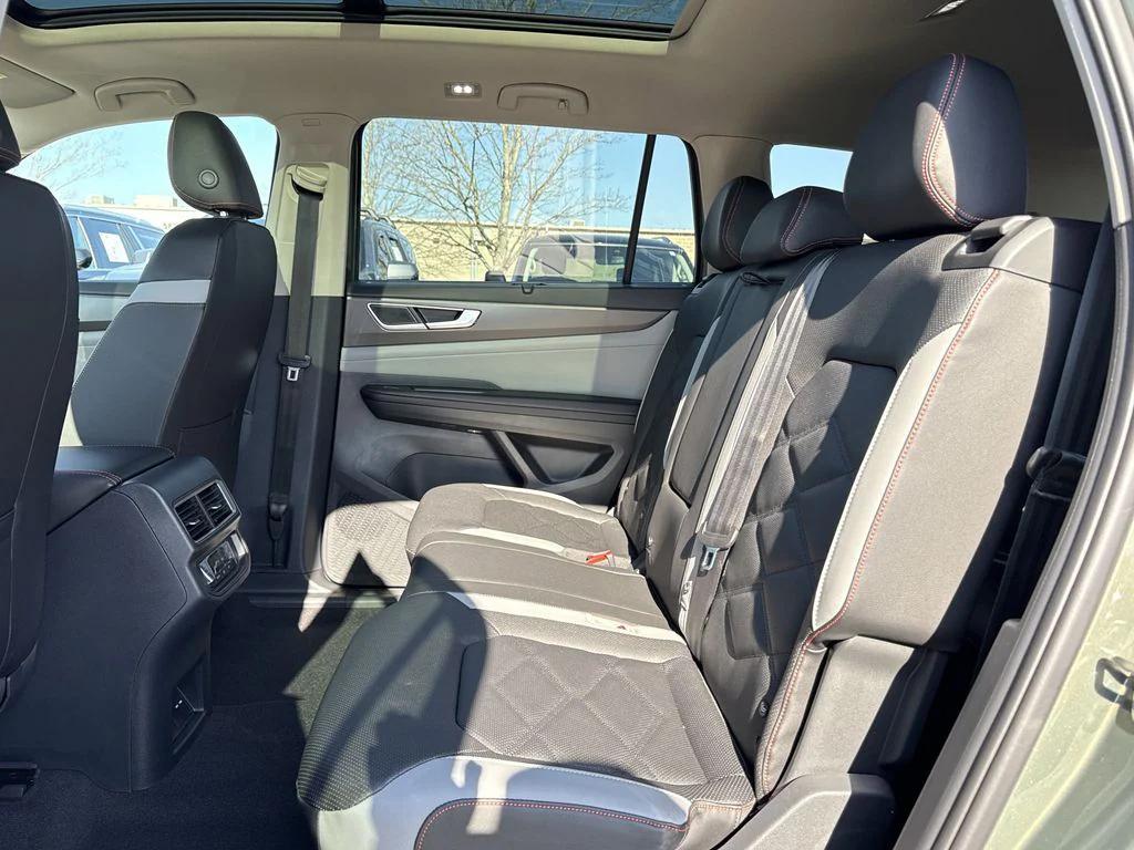 new 2026 Volkswagen Atlas car, priced at $48,860