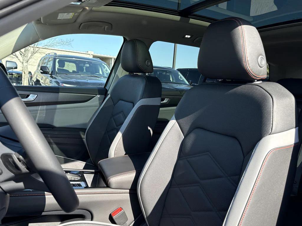 new 2026 Volkswagen Atlas car, priced at $48,860