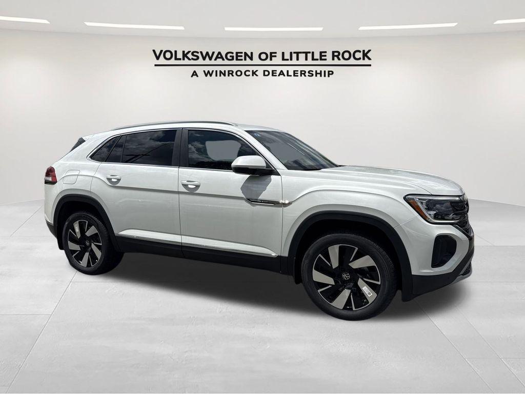 new 2025 Volkswagen Atlas Cross Sport car, priced at $47,000