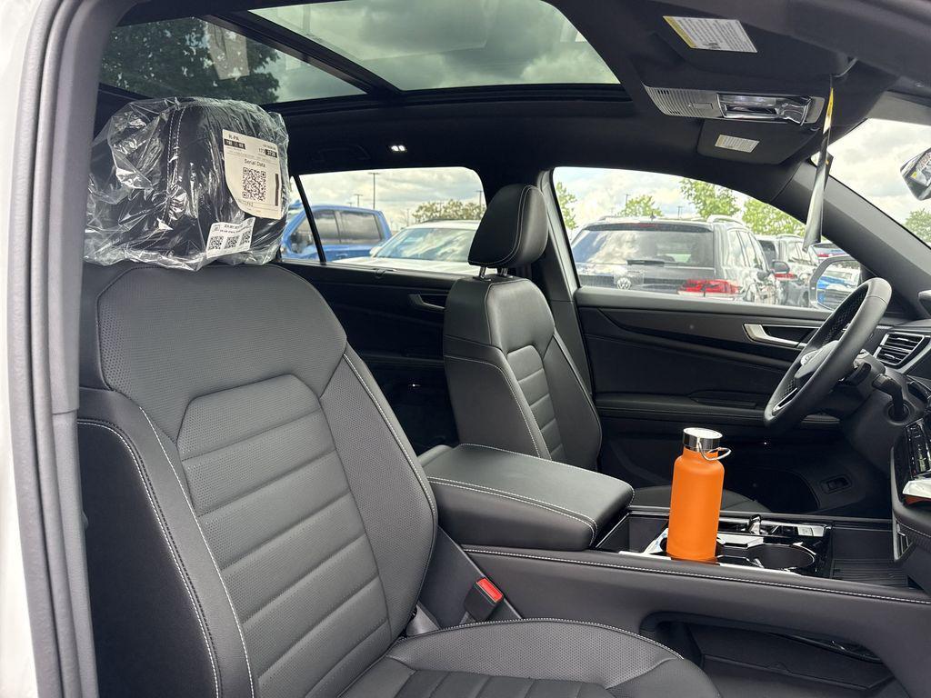 new 2025 Volkswagen Atlas Cross Sport car, priced at $47,000