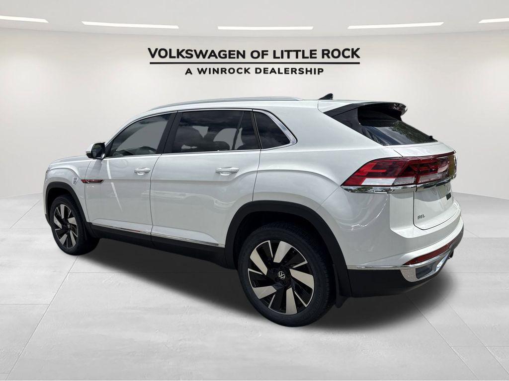 new 2025 Volkswagen Atlas Cross Sport car, priced at $47,000