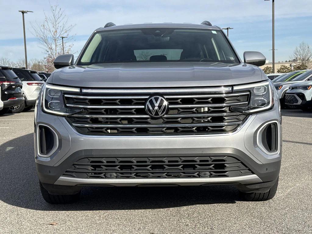 used 2024 Volkswagen Atlas car, priced at $27,000