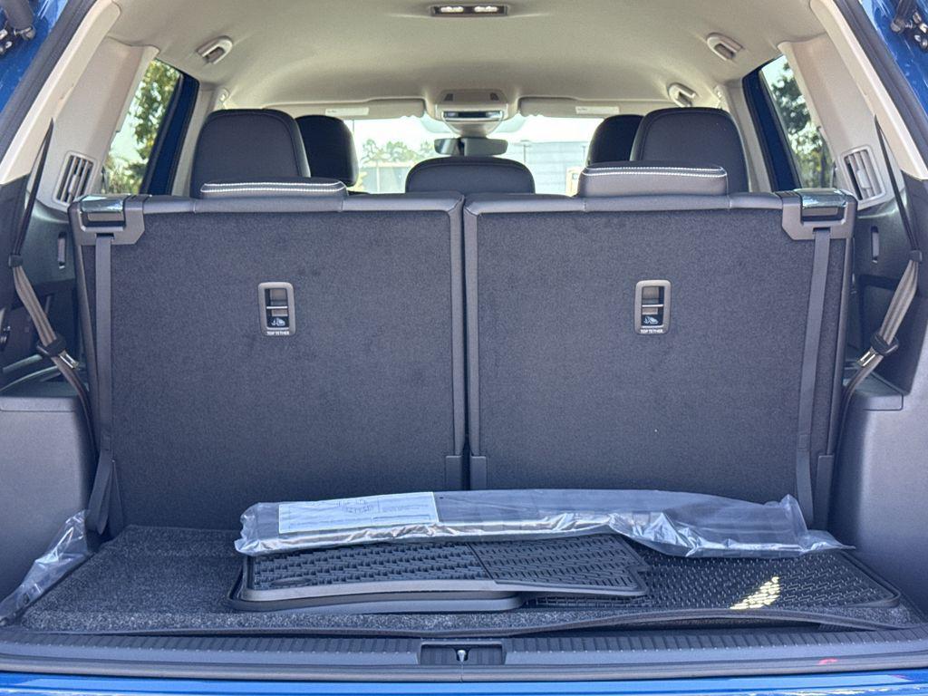 new 2026 Volkswagen Atlas car, priced at $40,036