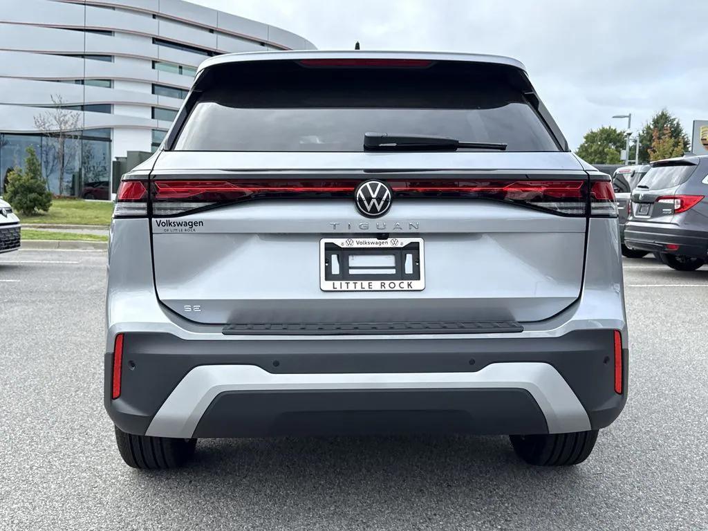 new 2025 Volkswagen Tiguan car, priced at $32,000