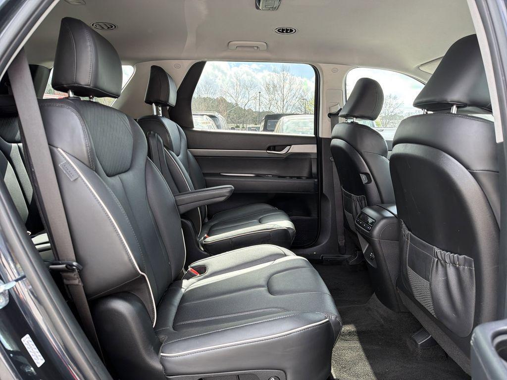 used 2024 Hyundai Palisade car, priced at $31,000