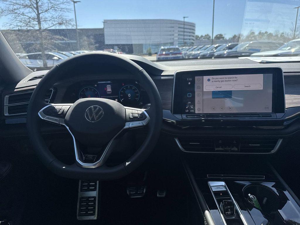 new 2025 Volkswagen Atlas car, priced at $52,750