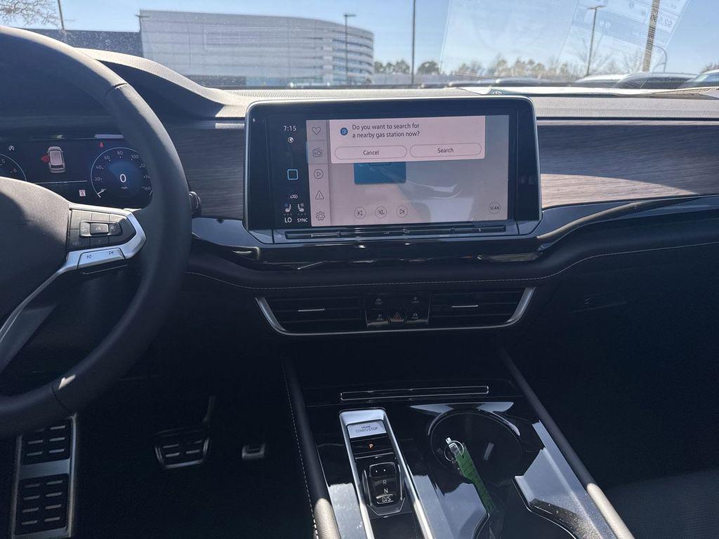 new 2025 Volkswagen Atlas car, priced at $52,750