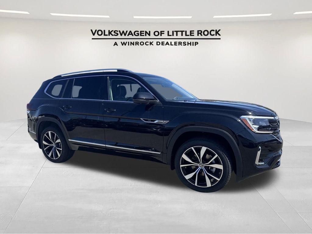new 2025 Volkswagen Atlas car, priced at $52,750