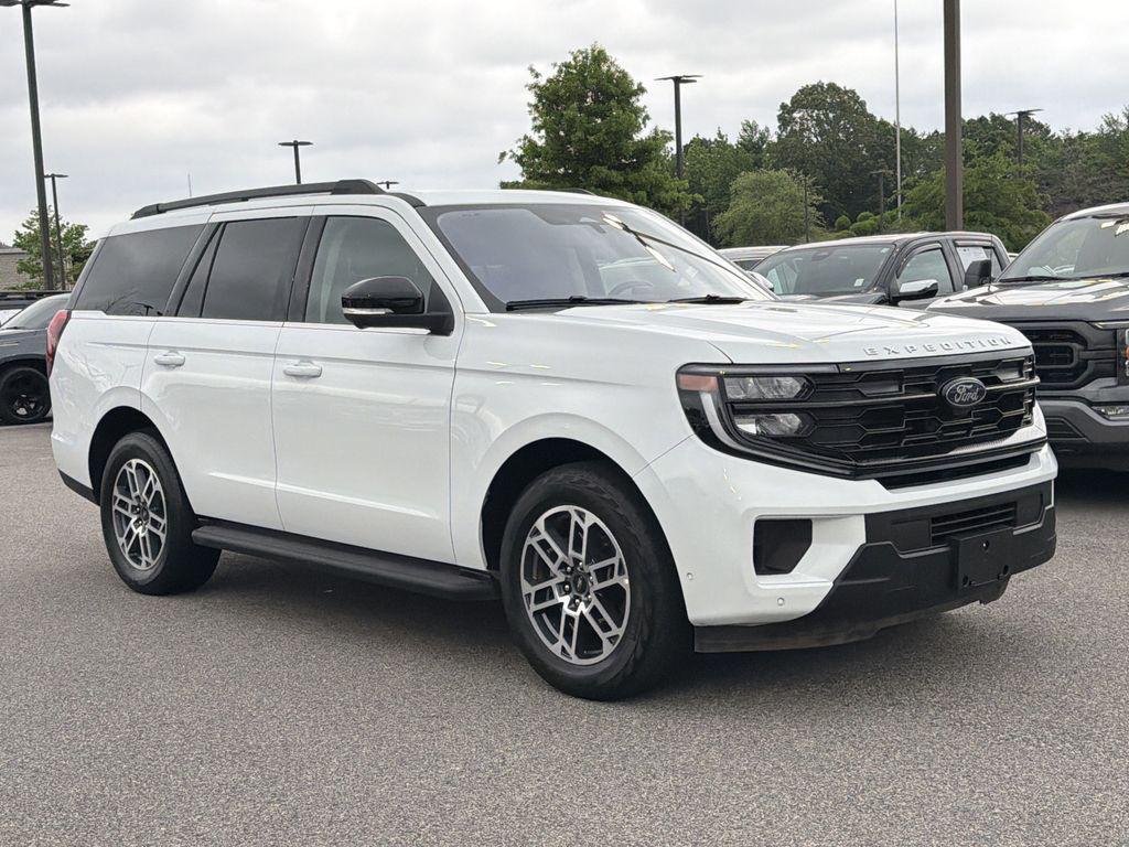 used 2025 Ford Expedition car, priced at $51,500