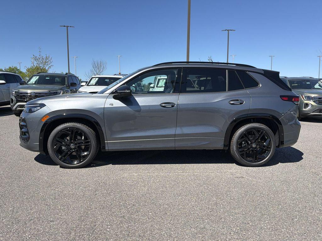 new 2026 Volkswagen Tiguan car, priced at $38,403