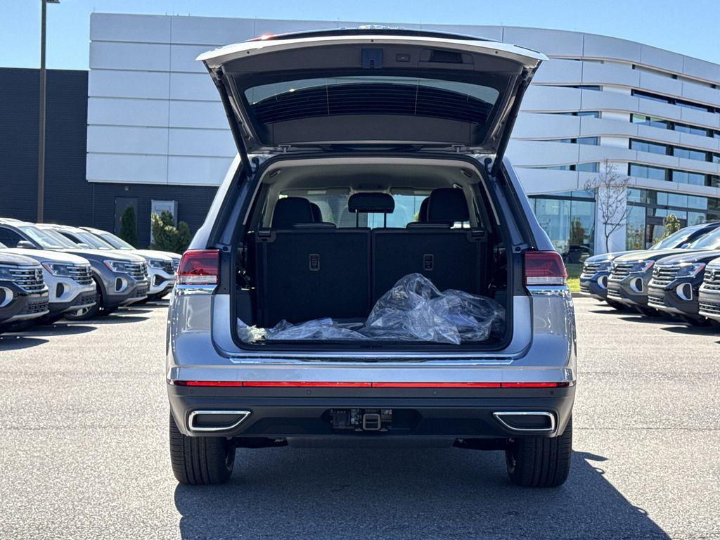 new 2026 Volkswagen Atlas car, priced at $46,478