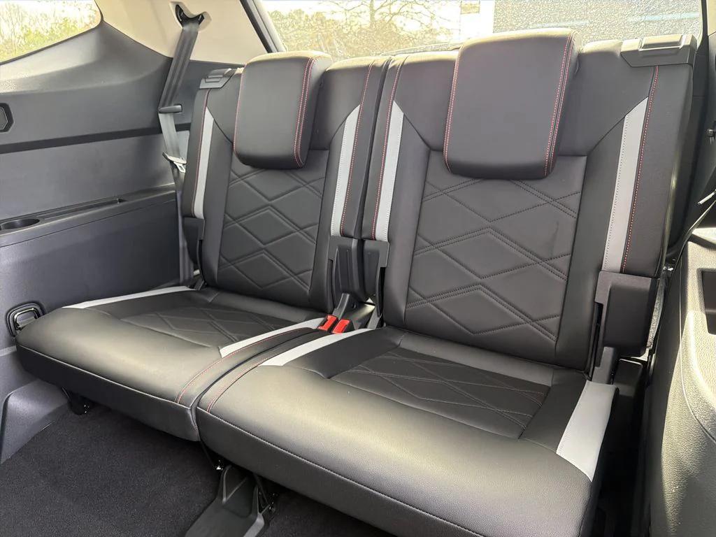 new 2026 Volkswagen Atlas car, priced at $48,827