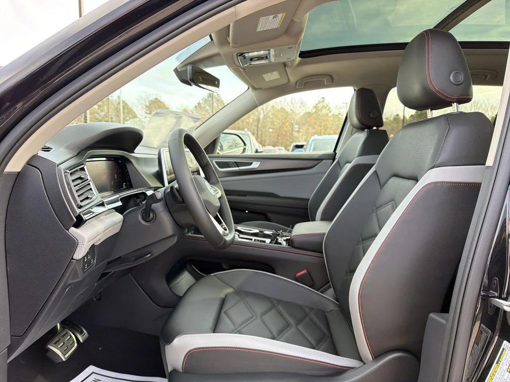 new 2026 Volkswagen Atlas car, priced at $48,827