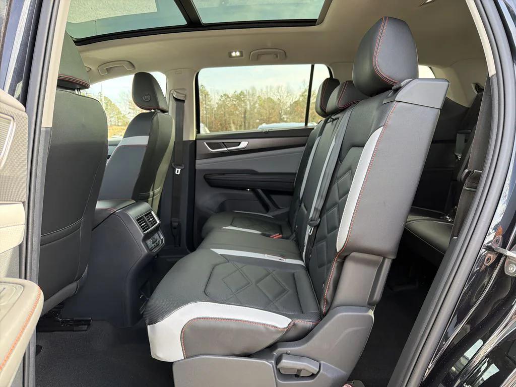 new 2026 Volkswagen Atlas car, priced at $48,827