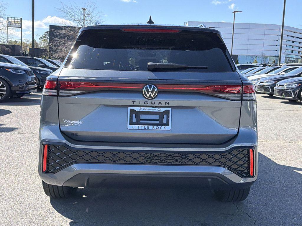 new 2026 Volkswagen Tiguan car, priced at $38,403