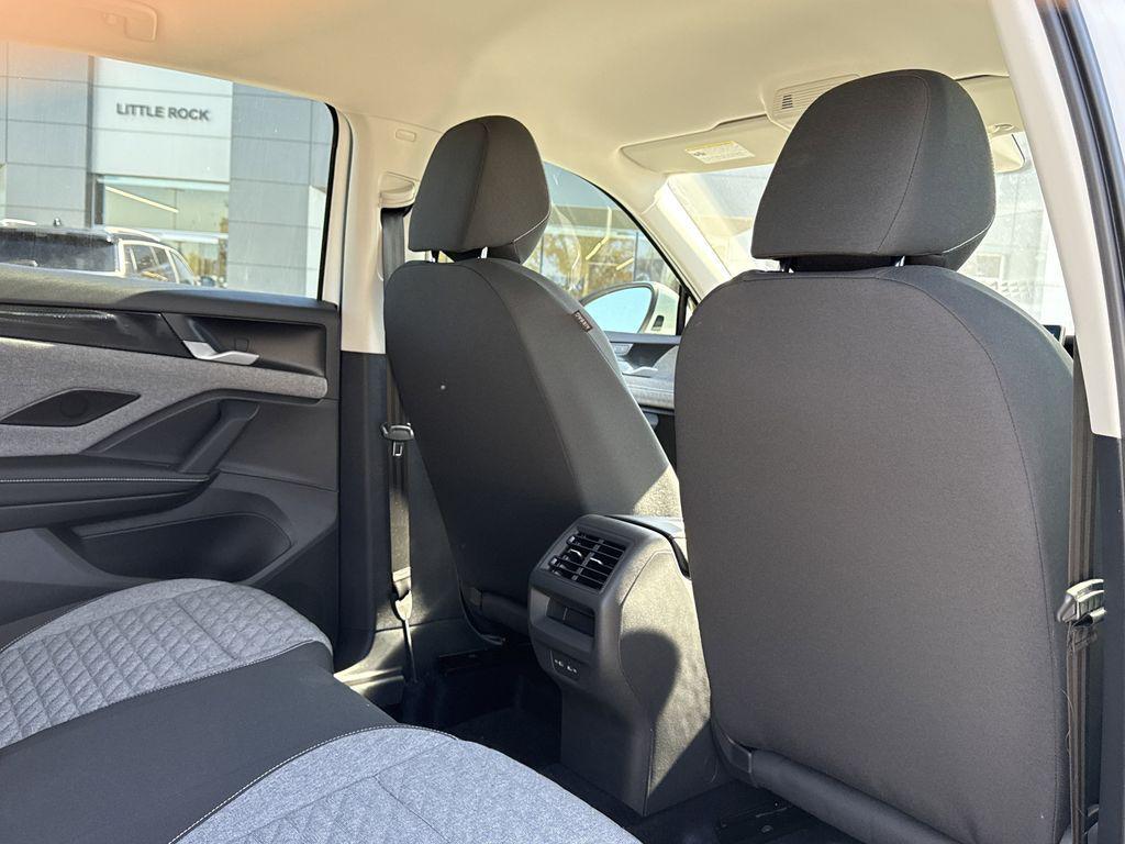 new 2025 Volkswagen Tiguan car, priced at $28,500