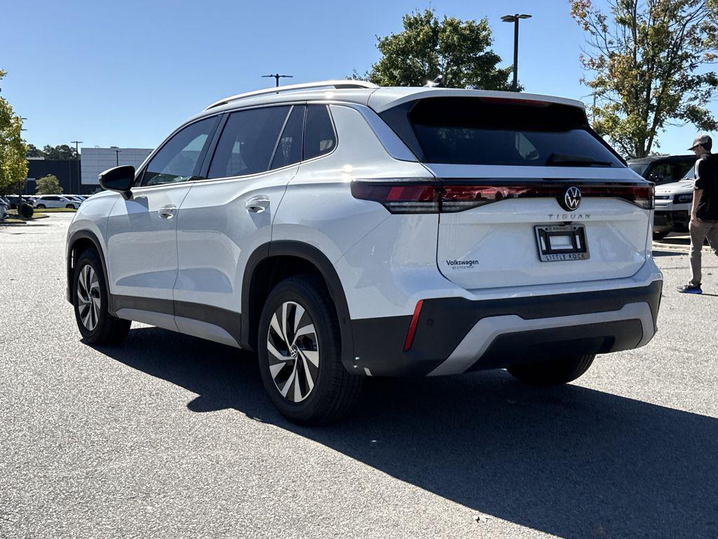 new 2025 Volkswagen Tiguan car, priced at $28,500