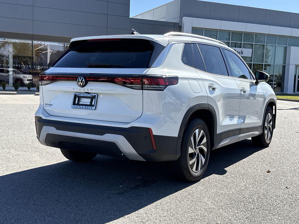 new 2025 Volkswagen Tiguan car, priced at $28,500