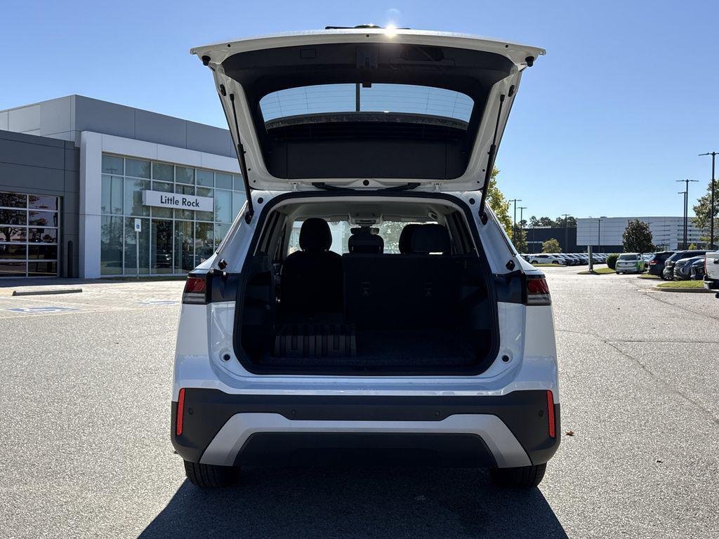 new 2025 Volkswagen Tiguan car, priced at $28,500