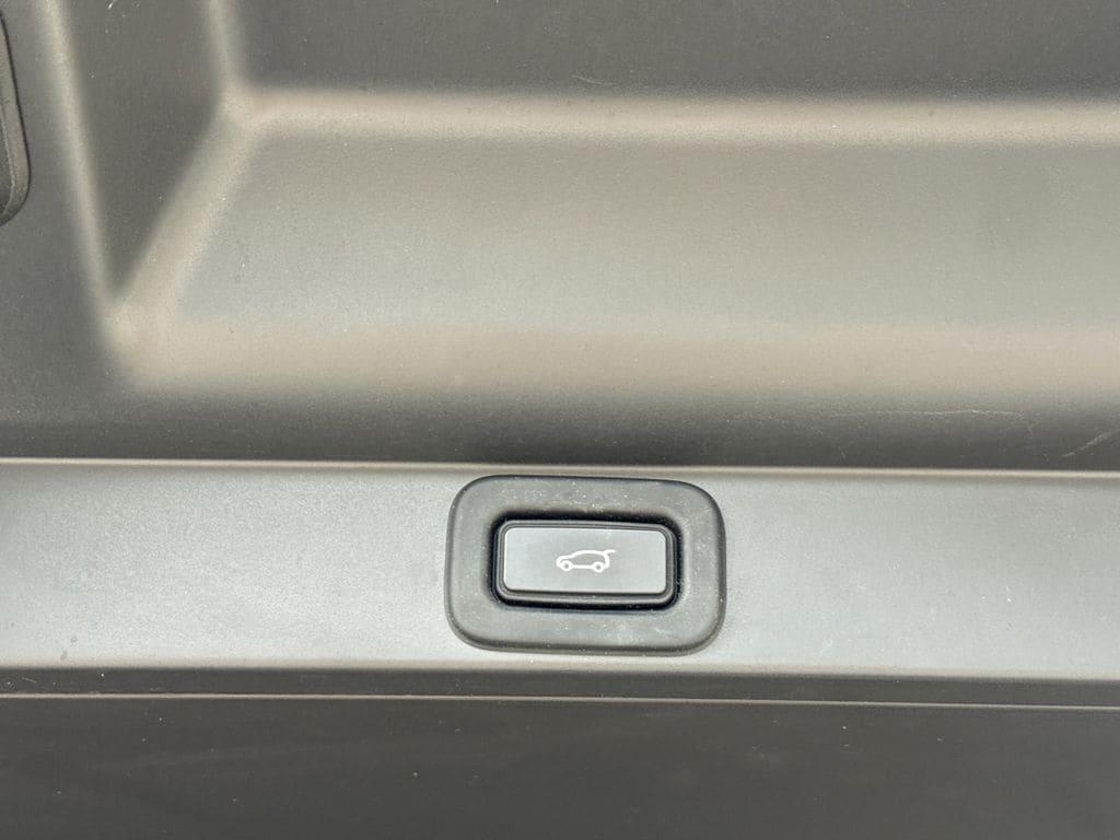 used 2023 Land Rover Range Rover car, priced at $88,850