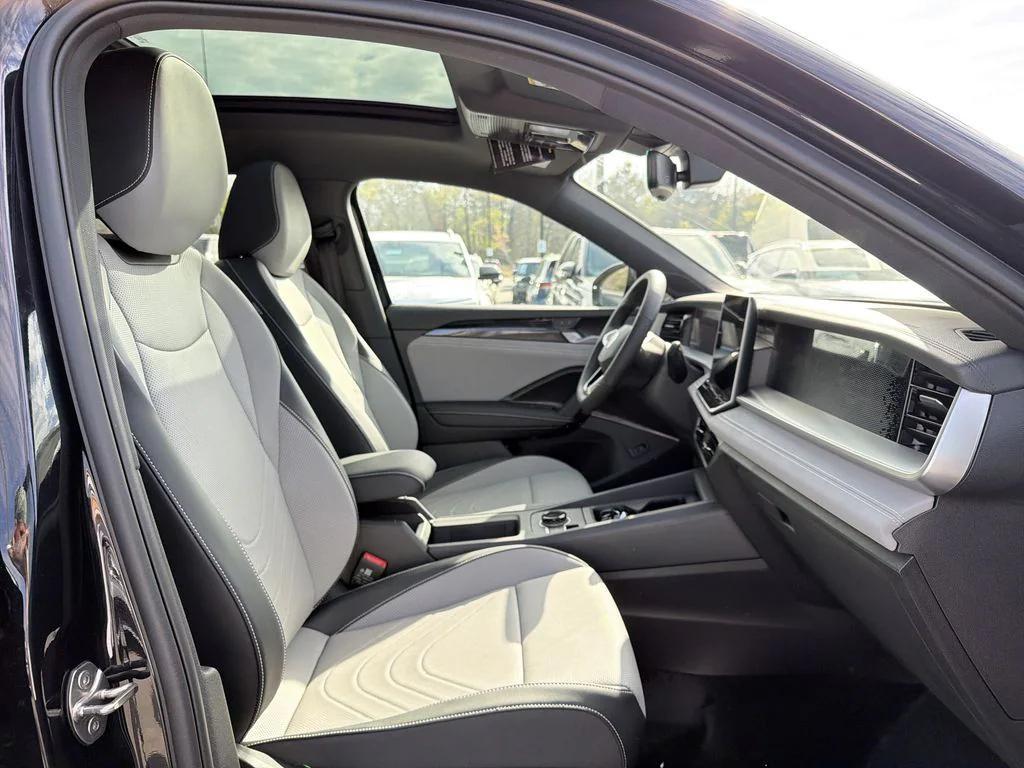 new 2026 Volkswagen Tiguan car, priced at $38,403