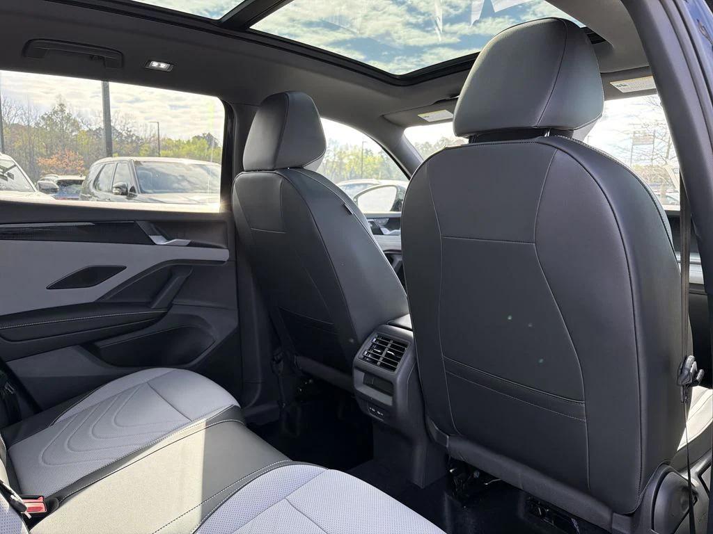 new 2026 Volkswagen Tiguan car, priced at $38,403